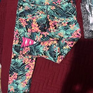 Floral leggings